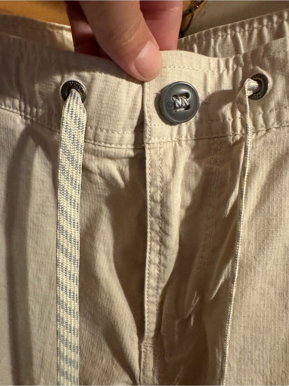 Vuori Women's Light Beige Drawstring Joggers - Picture 3 of 7